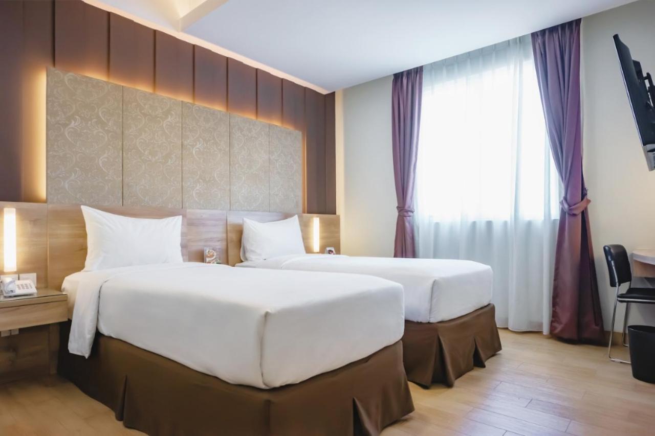 Grand G7 Hotel Kemayoran Джакарта Экстерьер фото